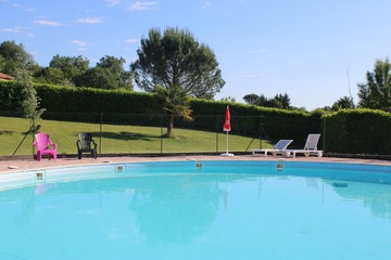 camping-avec-grande-piscine-a-casties-labrande---camping-le-casties--1-