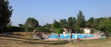 Piscine et pataugeoire de votre camping en Occitanie