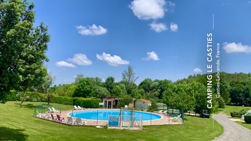 Piscine et pataugeoire de votre camping en Occitanie