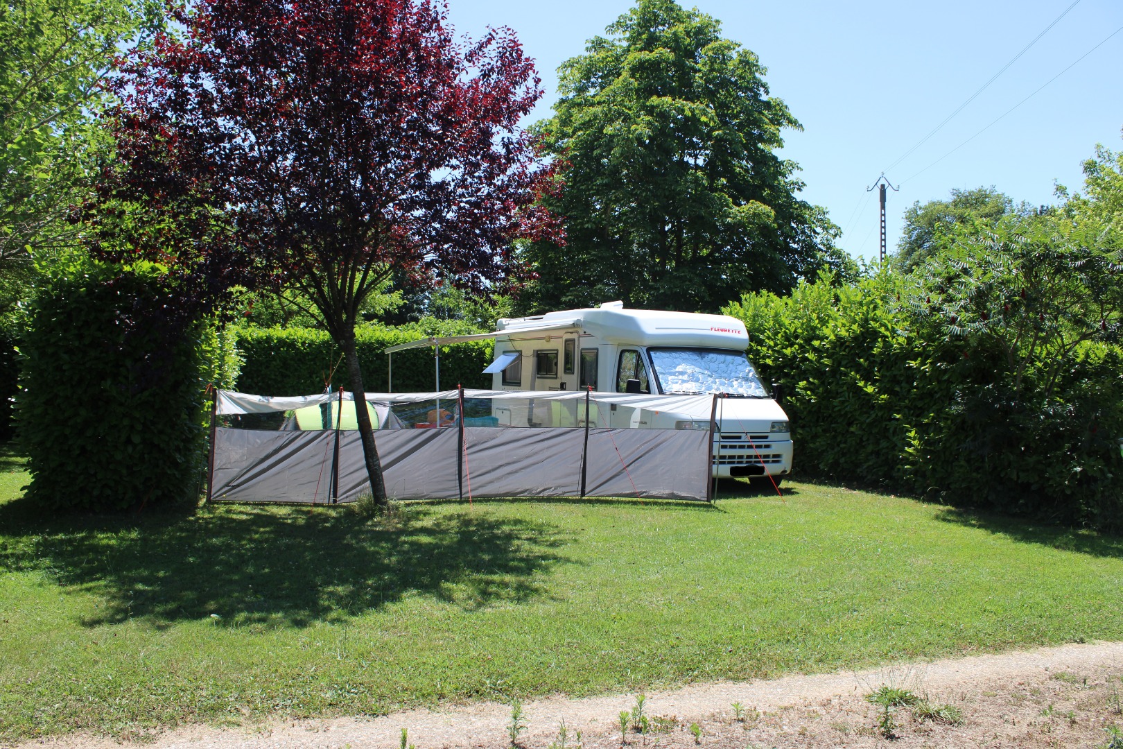 Tente ou Caravane (simple essieu) ou Camping-Car